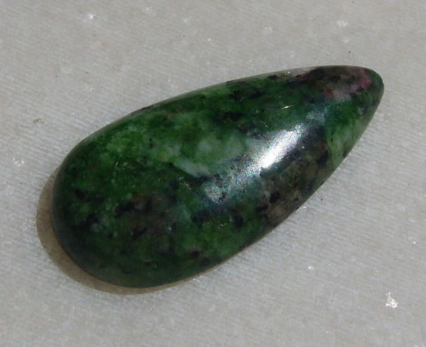 Cabochon agata ruby - zoisite lacrima aprox 29x15x5 mm