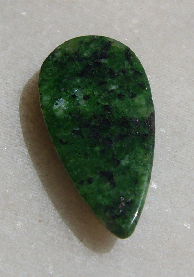 Cabochon agata ruby - zoisite lacrima aprox 29x15x5 mm