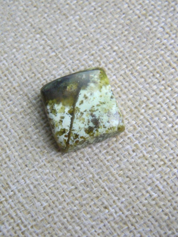 Caboson opal verde (F48-1)