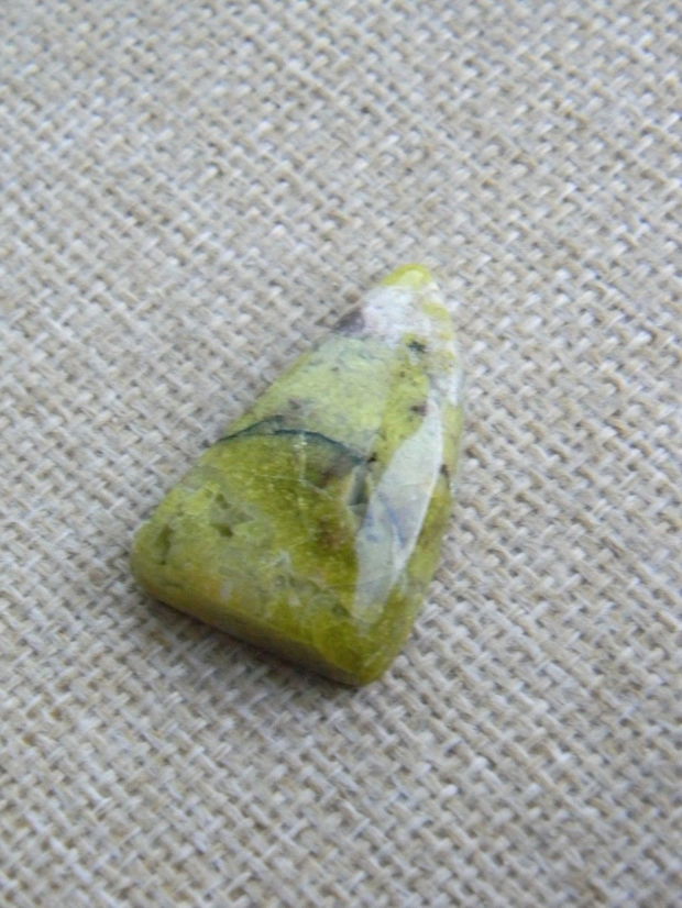 Caboson opal verde (F48-2)