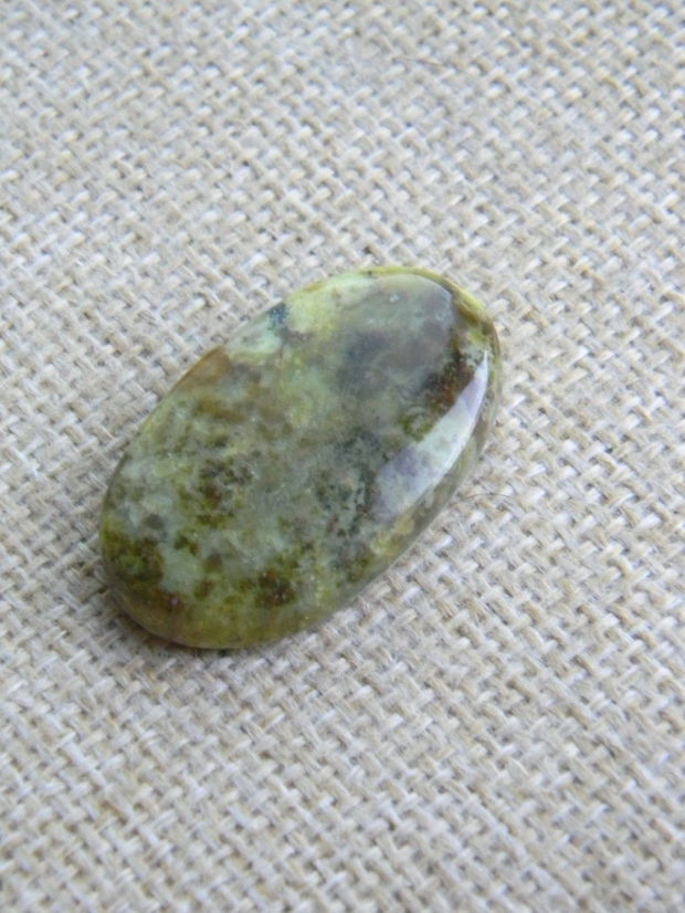 Caboson opal verde (F48-2)