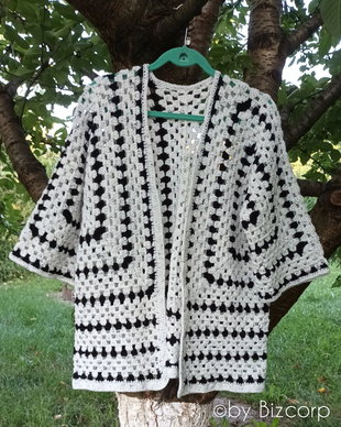 Cardigan croșetat hexagon, mărimea XL/XXL