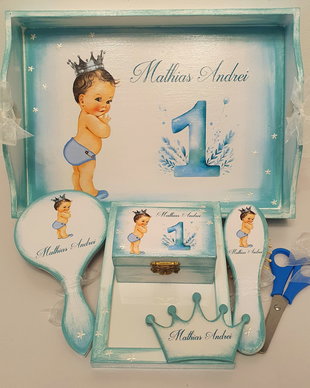 Set personalizat pentru taierea motului / 1an, baieti, tema Print / Coronita