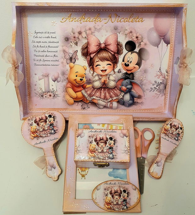 Set personalizat pentru taierea motului / 1an, fete, tema Minnie, Disney