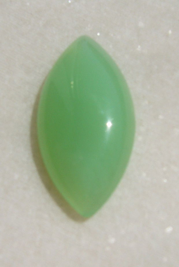 Cabochon din agata taietura Marquise aprox 31x15.5x6 mm