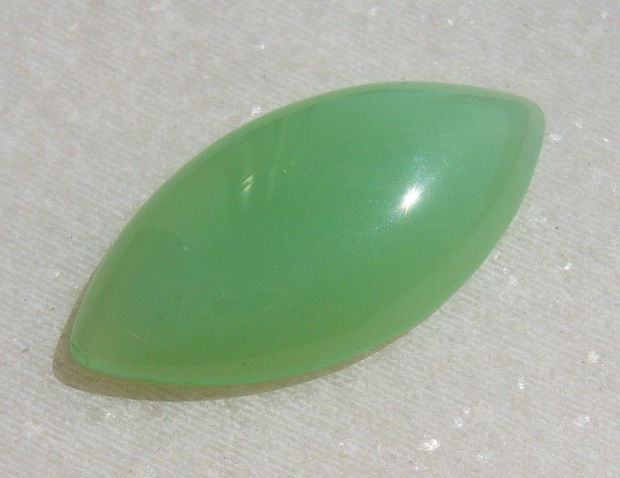 Cabochon din agata taietura Marquise aprox 31x15.5x6 mm