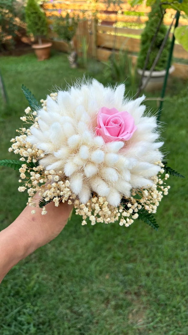 Buchet mireasa trandafir criogenat roz