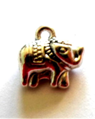 Charm metalic elefant foarte mic argintiu