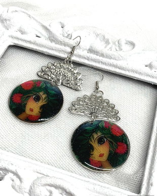 Cercei handmade unicat din rasina