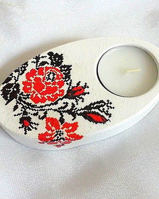 Suport lumanare cu motiv traditional 46842