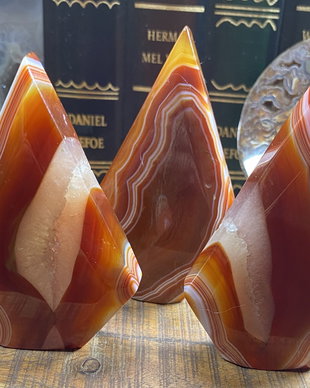 Agat Rosu - Set sculpturi pietre semipretioase