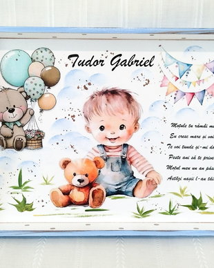 Tavita baietel cu ursulet si baloane