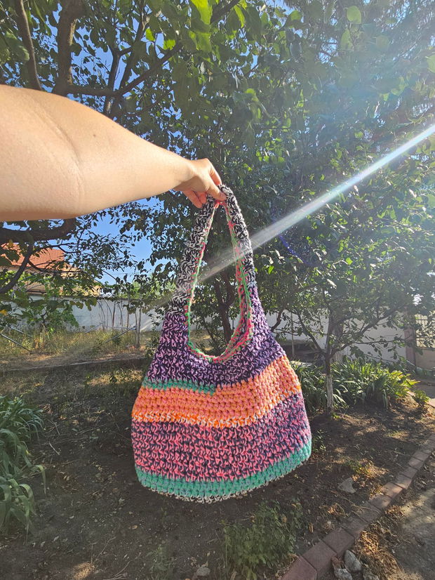 Crochet Scrappy Bag