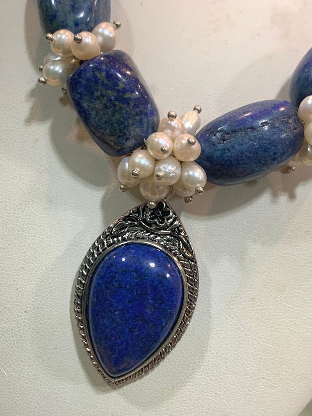 COLIER~MIDNIGHT PEARLS~ lapislazuli,perle de cultură,accesorii argintii,zamac argintat