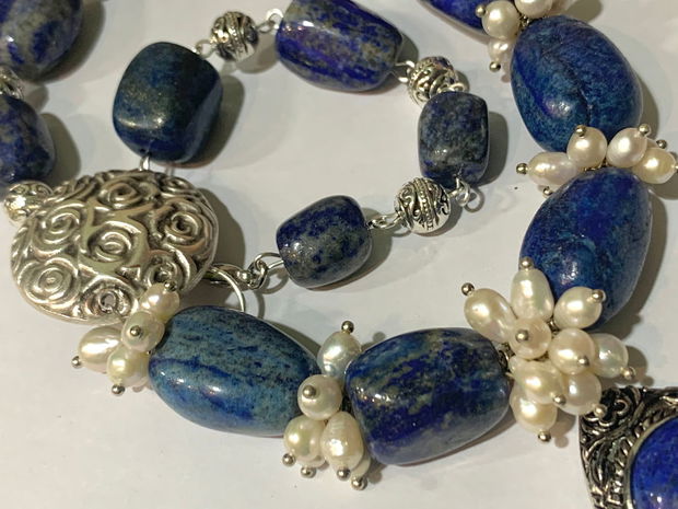 COLIER~MIDNIGHT PEARLS~ lapislazuli,perle de cultură,accesorii argintii,zamac argintat