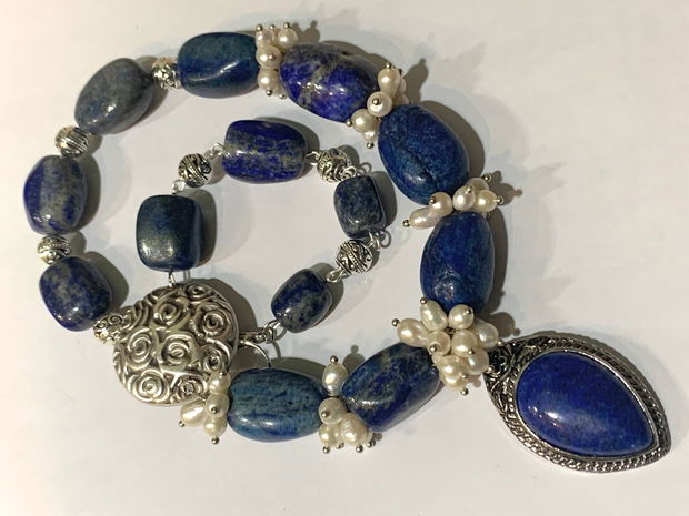 COLIER~MIDNIGHT PEARLS~ lapislazuli,perle de cultură,accesorii argintii,zamac argintat