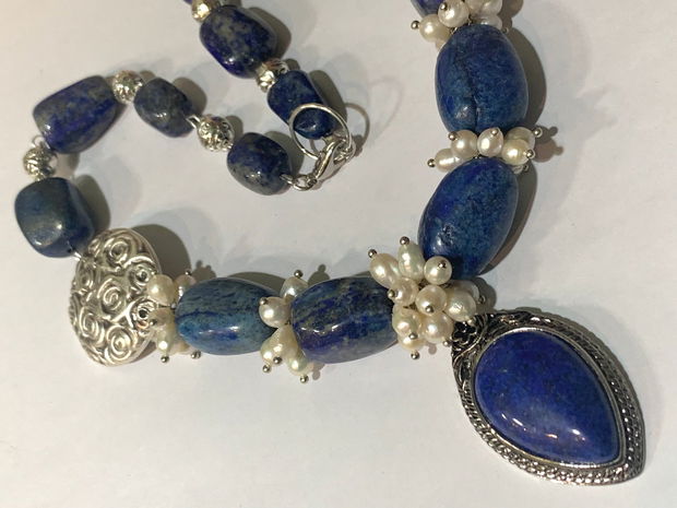 COLIER~MIDNIGHT PEARLS~ lapislazuli,perle de cultură,accesorii argintii,zamac argintat