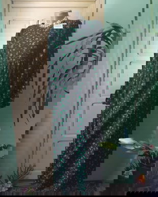 Rochie noua, imprimeu verde pe fond negru