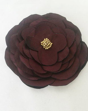 Brosa floare satinata maro  12,5  cm