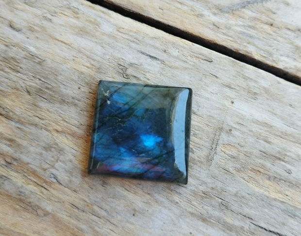 Cabochon labradorit, 25x24 mm