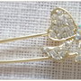 BROSA- FUNDITA AURIE CU RHINESTONE STRAVEZIU