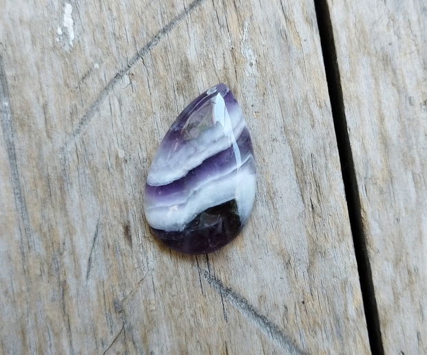 Cabochon ametist chevron, 32x20 mm