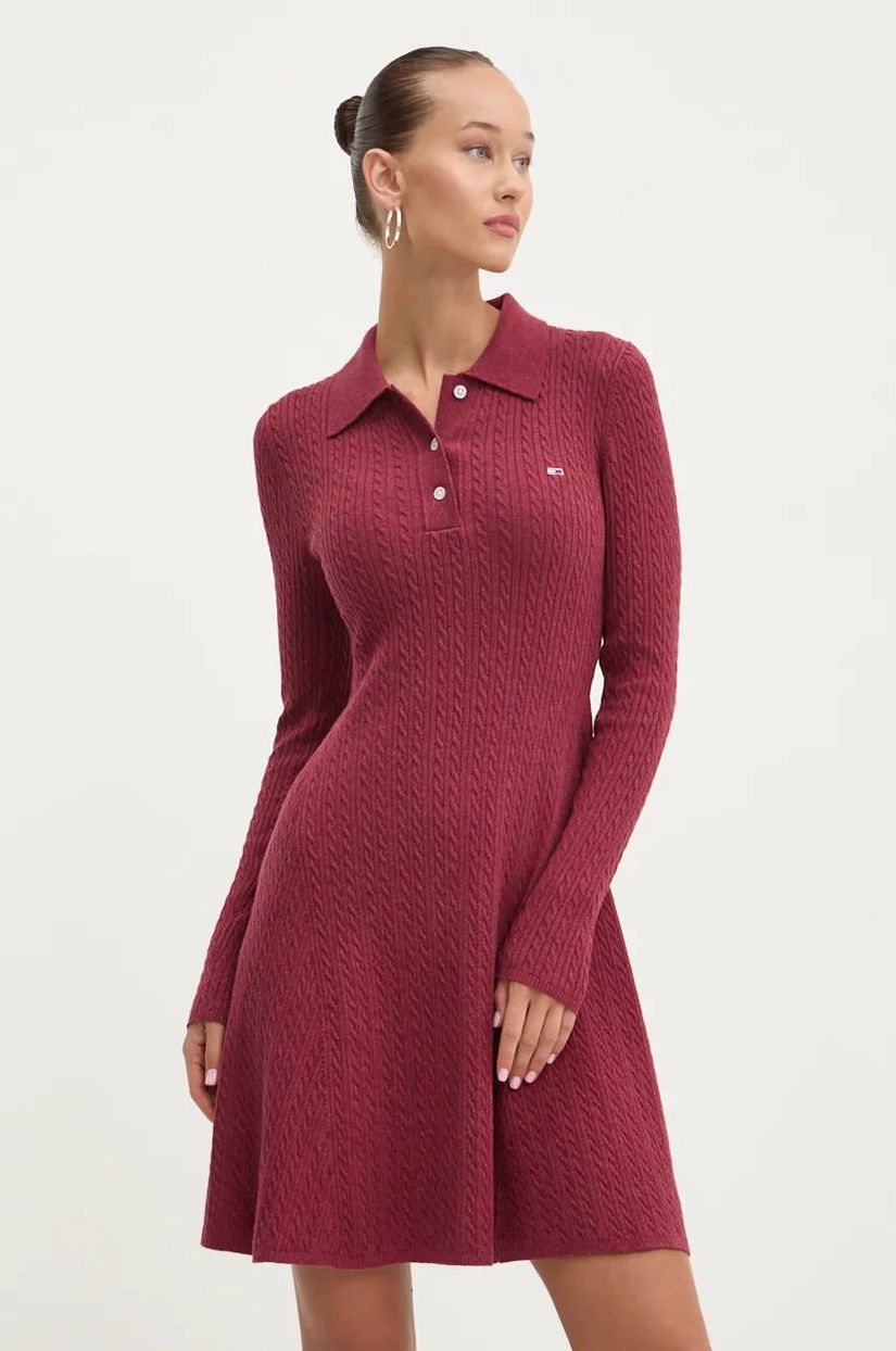 Tommy Jeans rochie culoarea bordo, mini, evazati, DW0DW19658