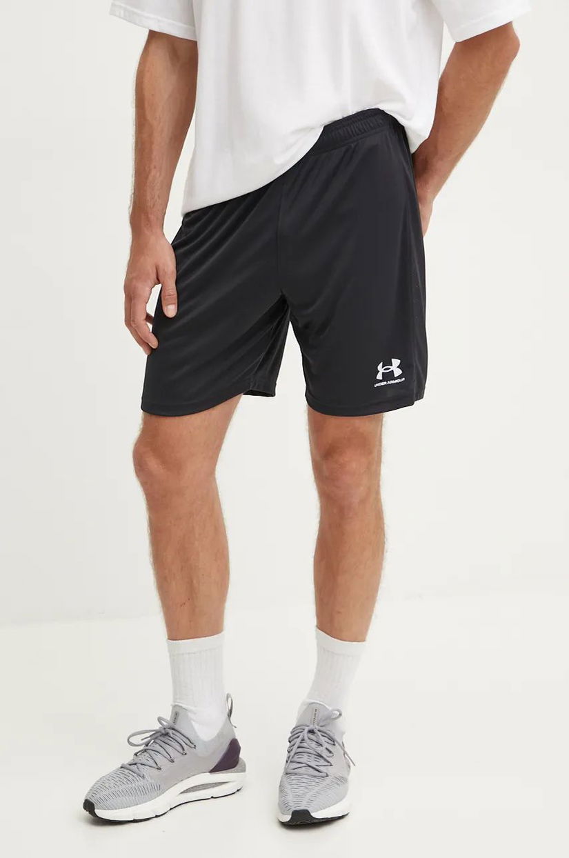 Under Armour pantaloni scurți de antrenament Challenger culoarea negru, 1379507