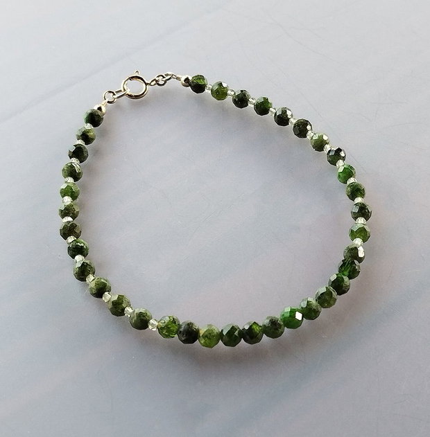 Cromdiopsid si peridot