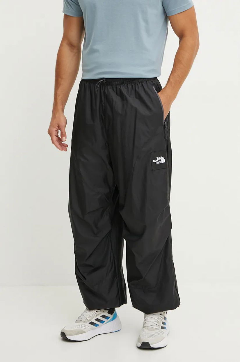 The North Face pantaloni TNF x Yinka Ilori culoarea negru, cu imprimeu, NF0A89GPJK31