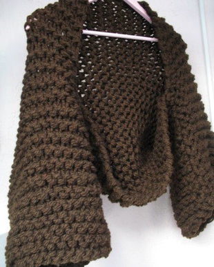 Bolero maro tricotat