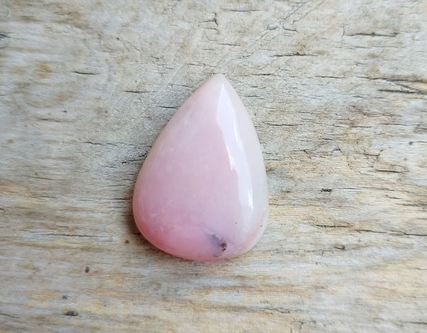 Cabochon opal roz, 28*21*6.5 mm