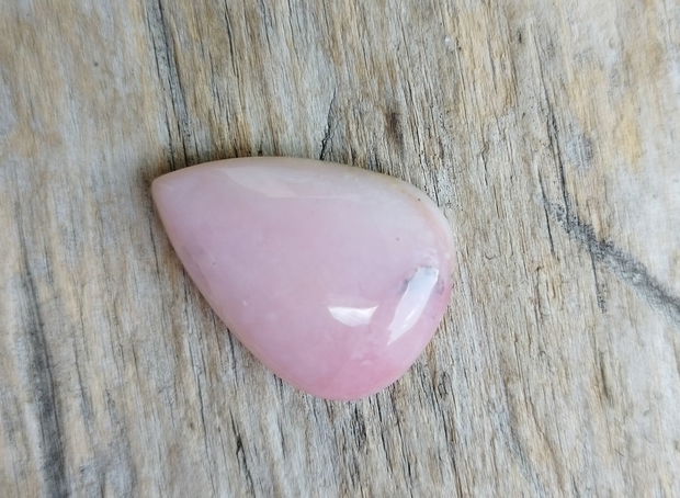 Cabochon opal roz, 28*21*6.5 mm