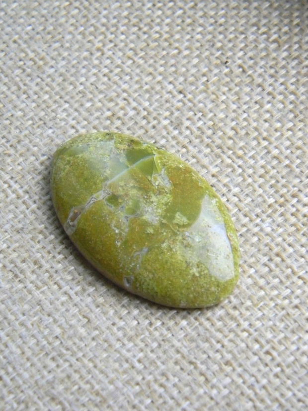 Caboson opal verde (F42-1)