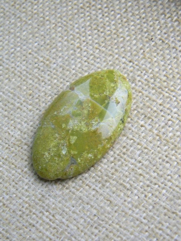 Caboson opal verde (F42-1)