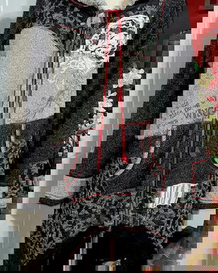 Cardigan lung cu poale asimetrice