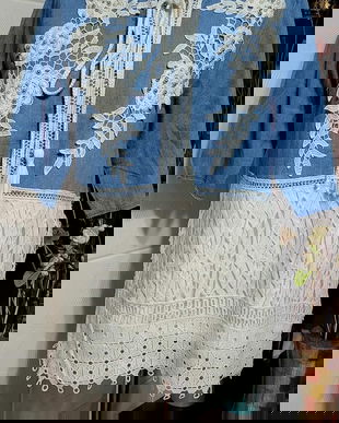 Bluza cu aplicatii m=l