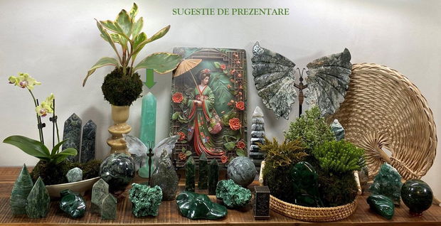 Fluorit Verde- Obelisc