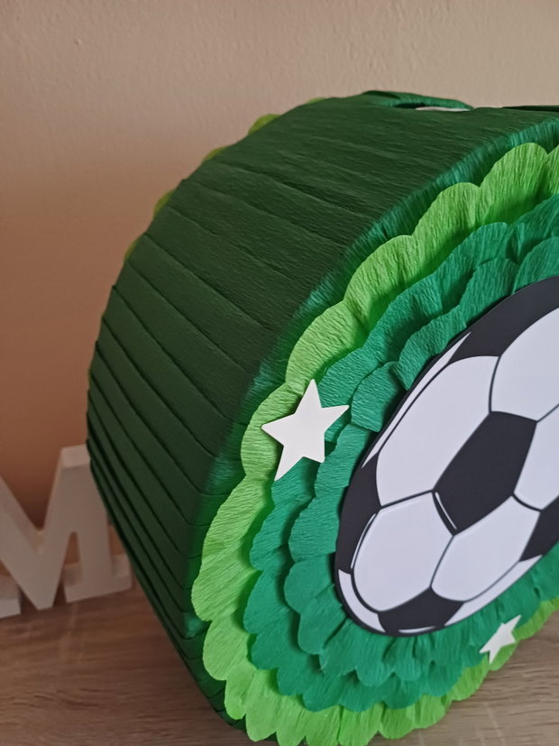 Pinata piniata minge