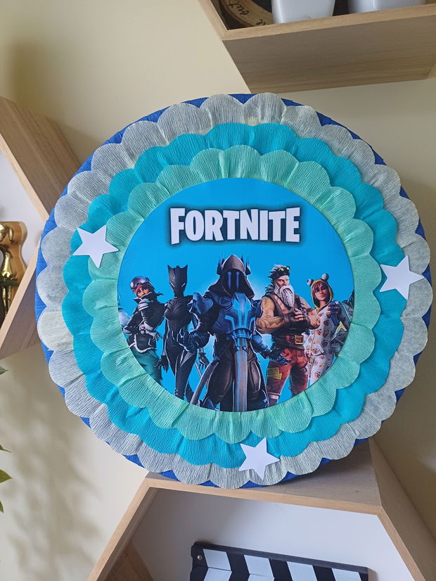 Piñata piniata party Fortnite