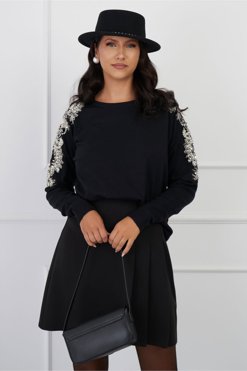 Bluza Cora neagra cu paiete si margele pe maneci