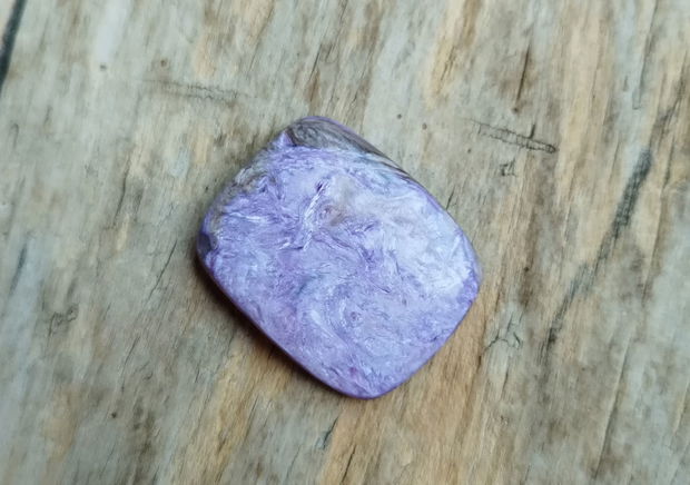 Cabochon charoite, 29x25 mm