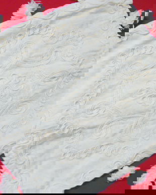 Husa decor  cu  ciucuri