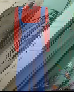 Sarafan cu nasturei metalici