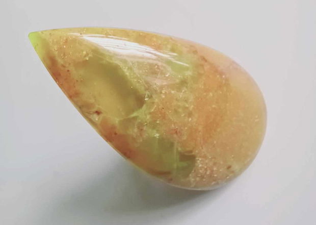 Opal verde Madagascar