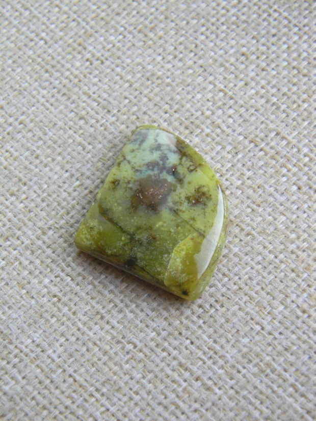 Caboson opal verde (F40-3)