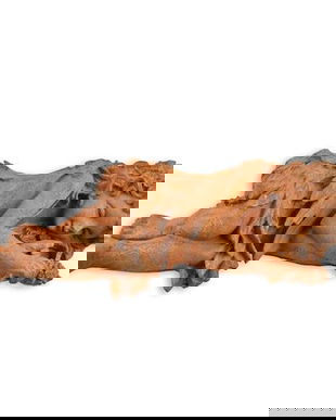 Fetita adormita-statueta din fonta ruginie