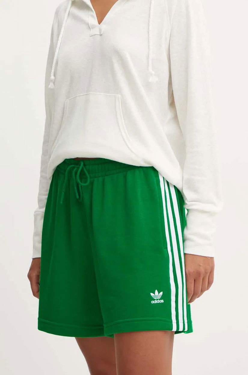 adidas Originals pantaloni scurti femei, culoarea verde, cu imprimeu, high waist, IY2157