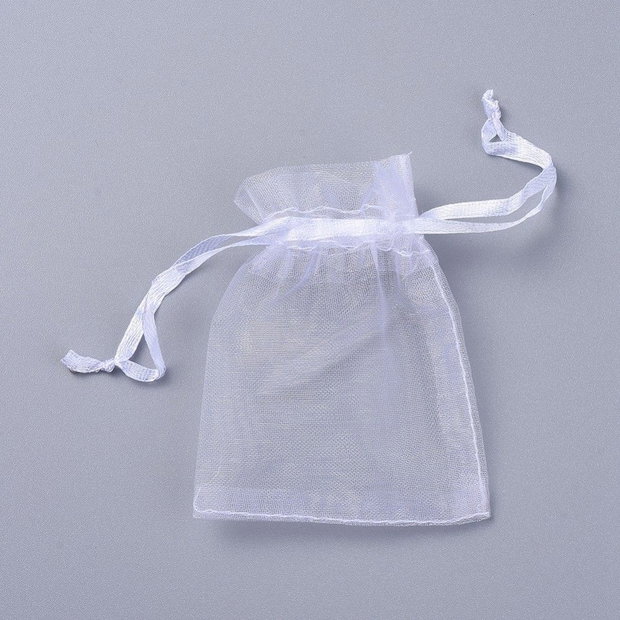 Săculeti organza albi