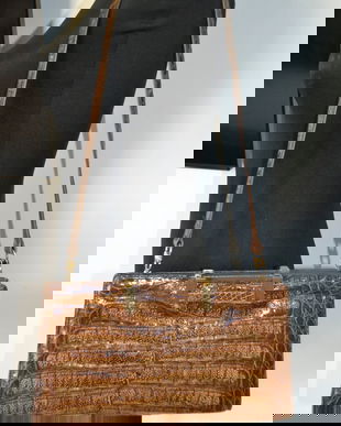 Geanta din piele de crocodil vintage